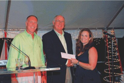 CIREBA HONOUREE DONATES FUNDS TO CAYMANHOSPICE CARE CIREBA HONOUREE DONATES FUNDS TO CAYMANHOSPICE CARE