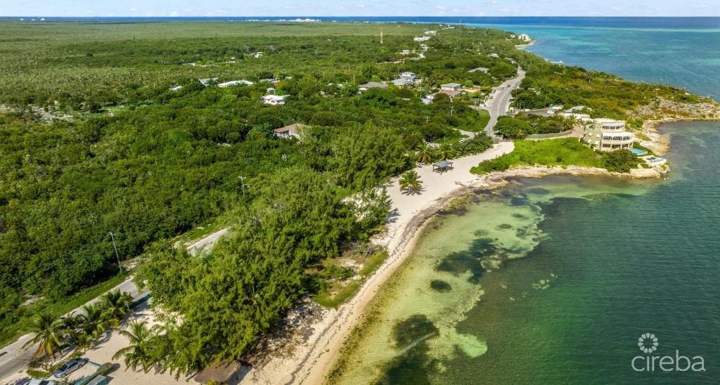 Gun Bay Beachfront Development Site  East End