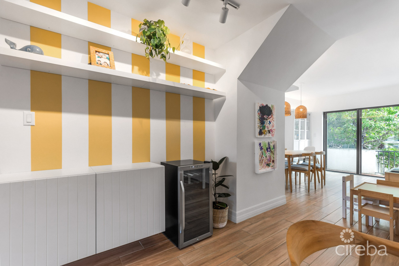 Canalfront 4 Bed  4.5 Bath - Newly Renovated Governors Harbour Home