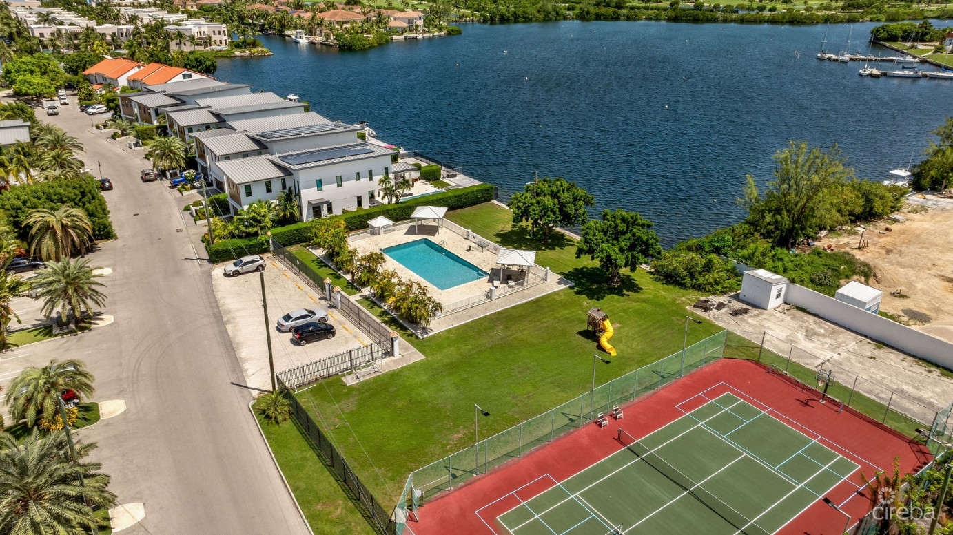 Canalfront 4 Bed  4.5 Bath - Newly Renovated Governors Harbour Home