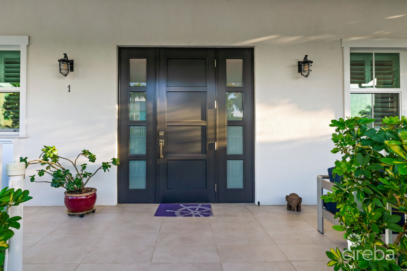 Periwinkle 1, Cottage With Garage