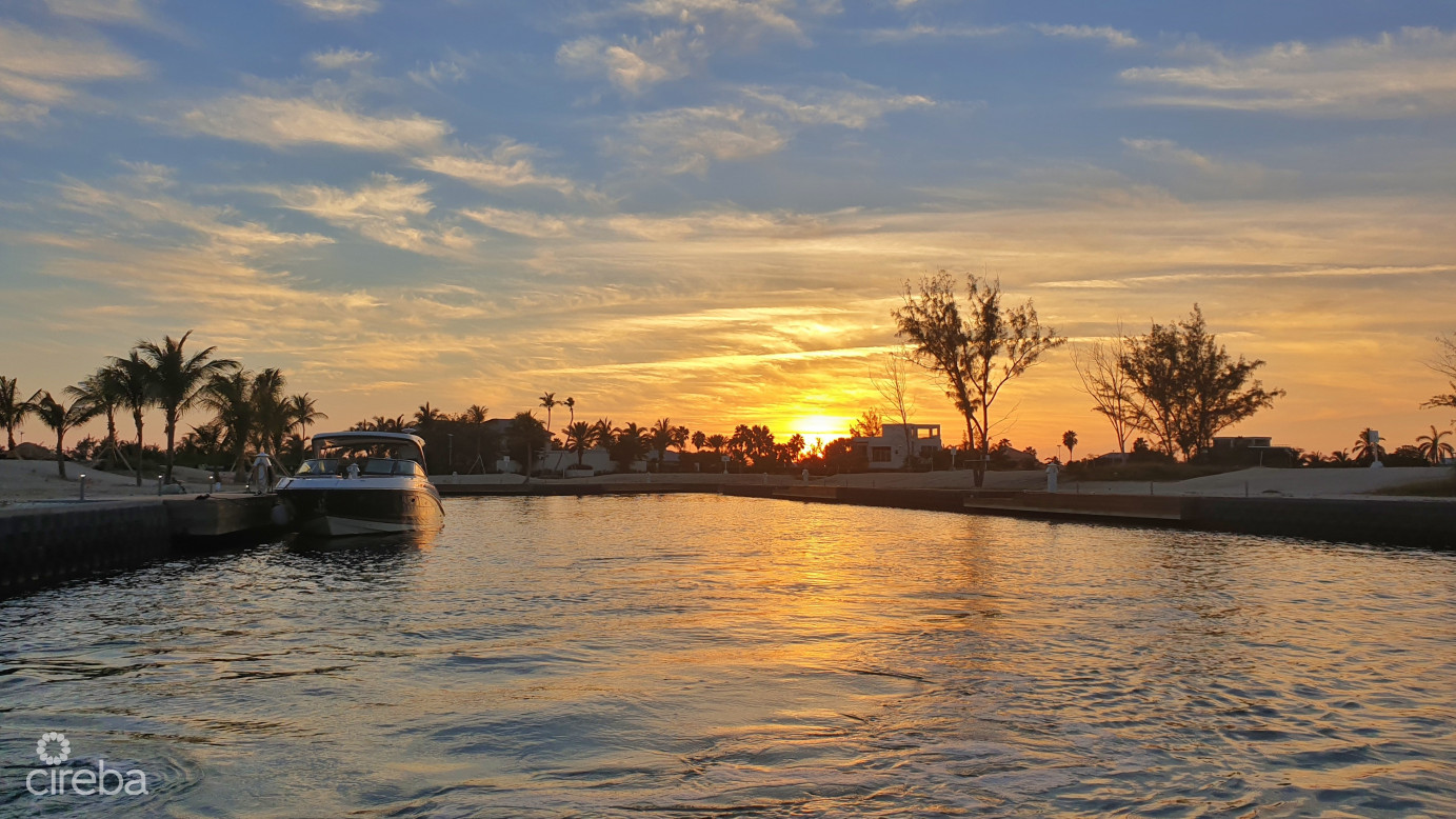 Diamond's Edge Waterfront Estate Lot 9