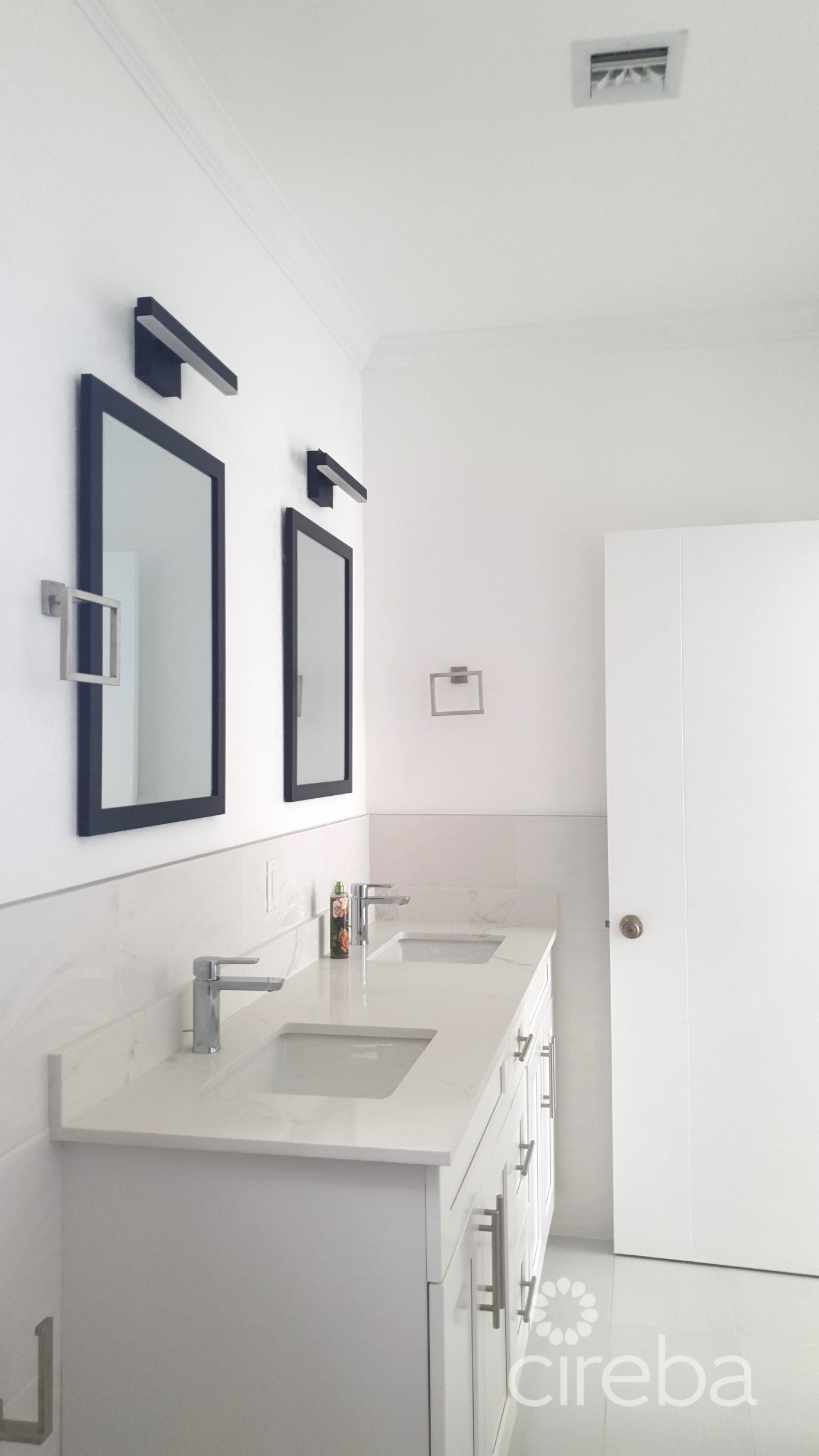 Rose Valley "anna House"