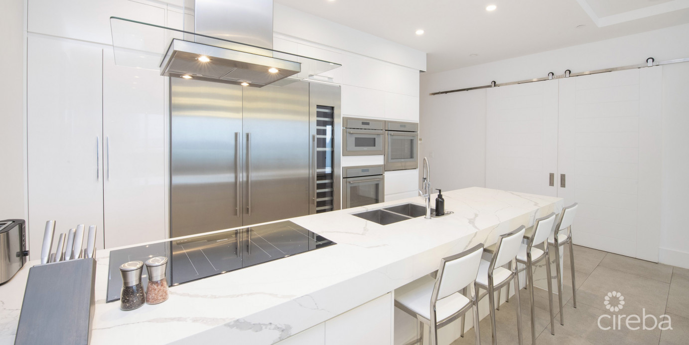 Rum Point Resort 403, Oceanfront Condo