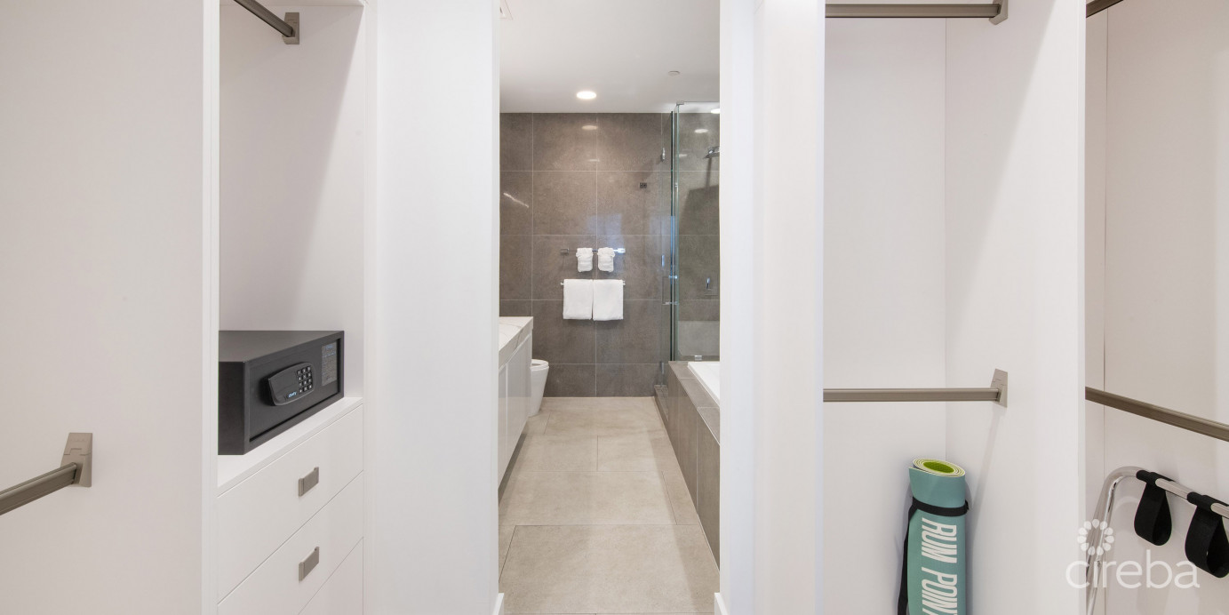 Rum Point Resort 403, Oceanfront Condo