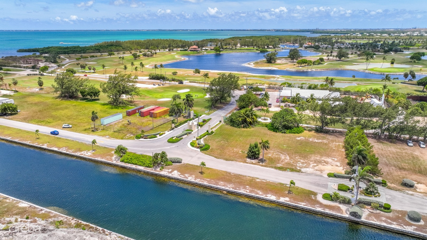 Prime Canal Front Land In Crystal Harbour