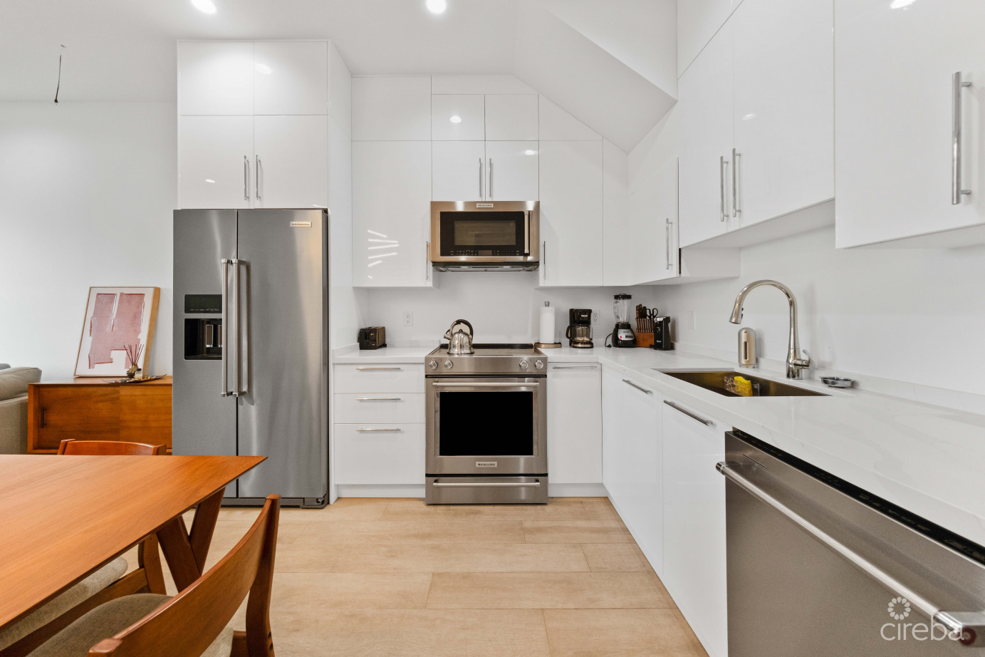 Allure 2, Waterfront Condo