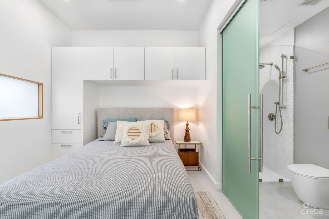 Harbour Walk Residences  Chic 1-bed