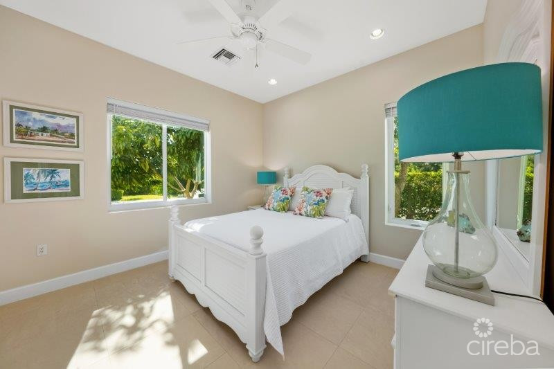 Unique Patrick's Island Canalfront W Guest House  3 Car Garage