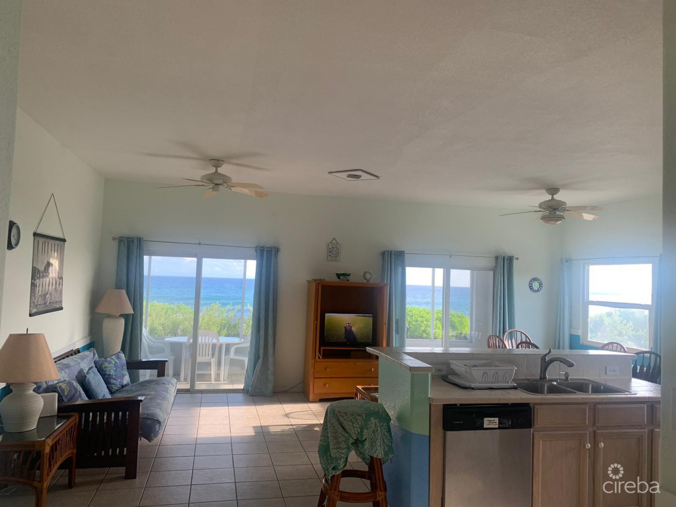 Ocean Front Paradise Villa Cayman Brac