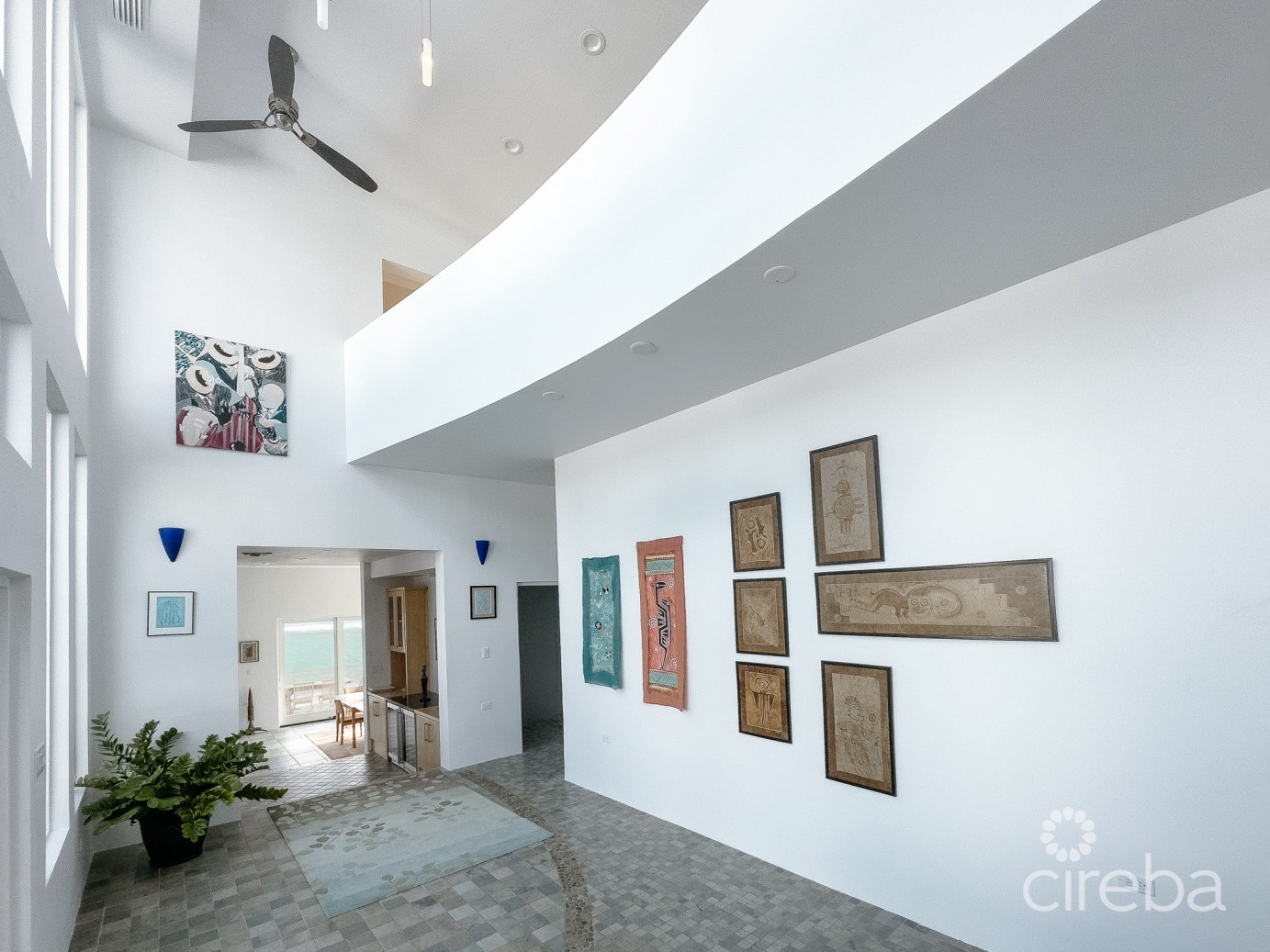 Beachfront Home, Manse Road