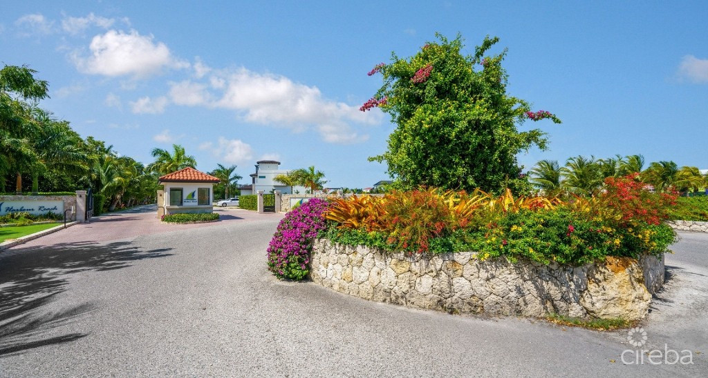 Harbour Reach Canal Front Lot