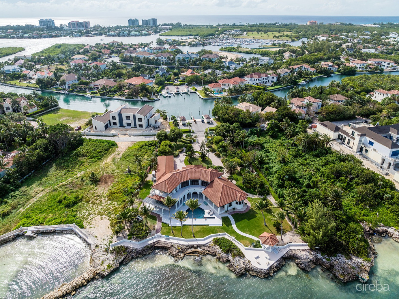 Miramar, A Vista Del Mar Ocean Front Estate