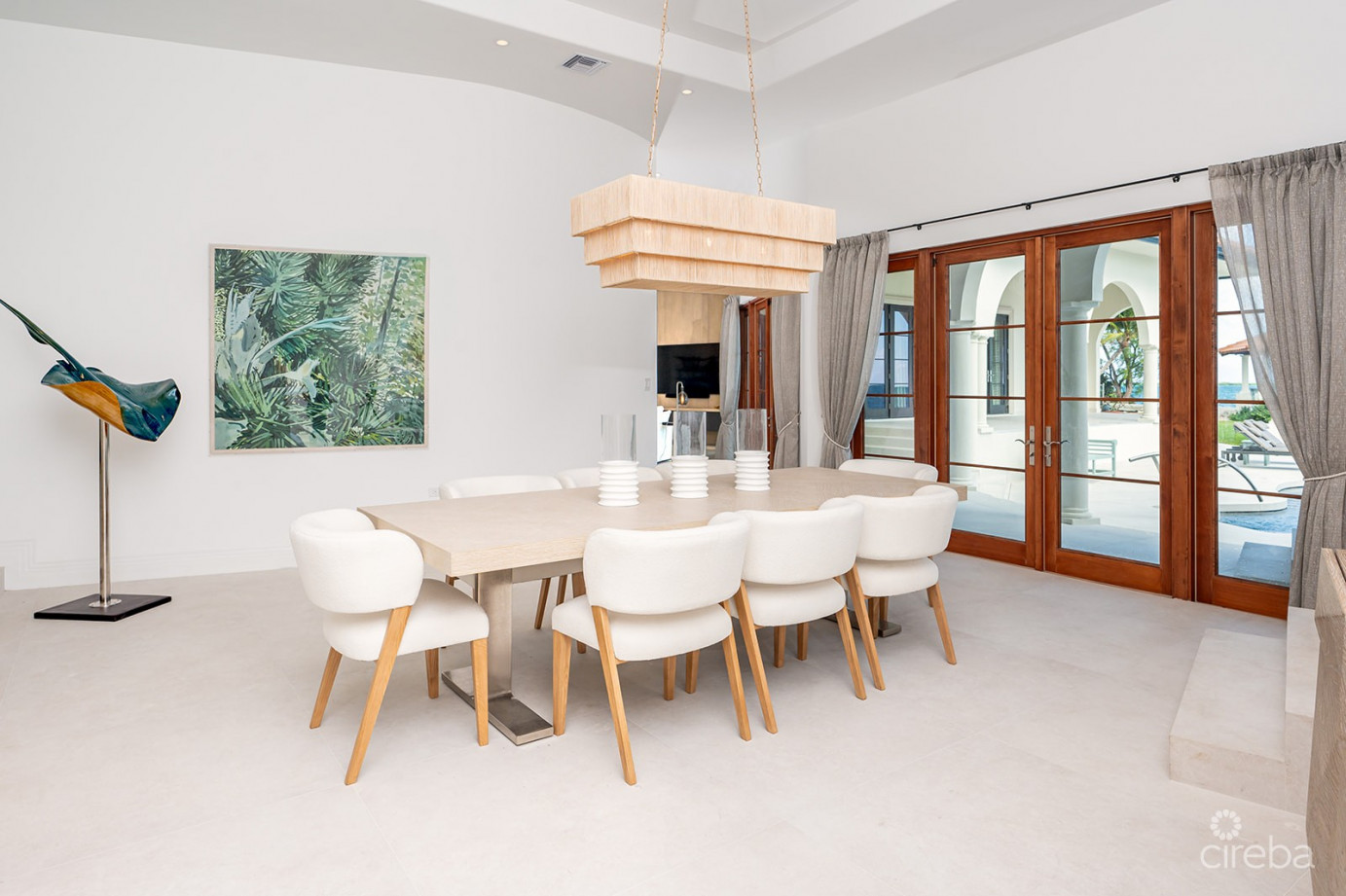 Miramar, A Vista Del Mar Ocean Front Estate