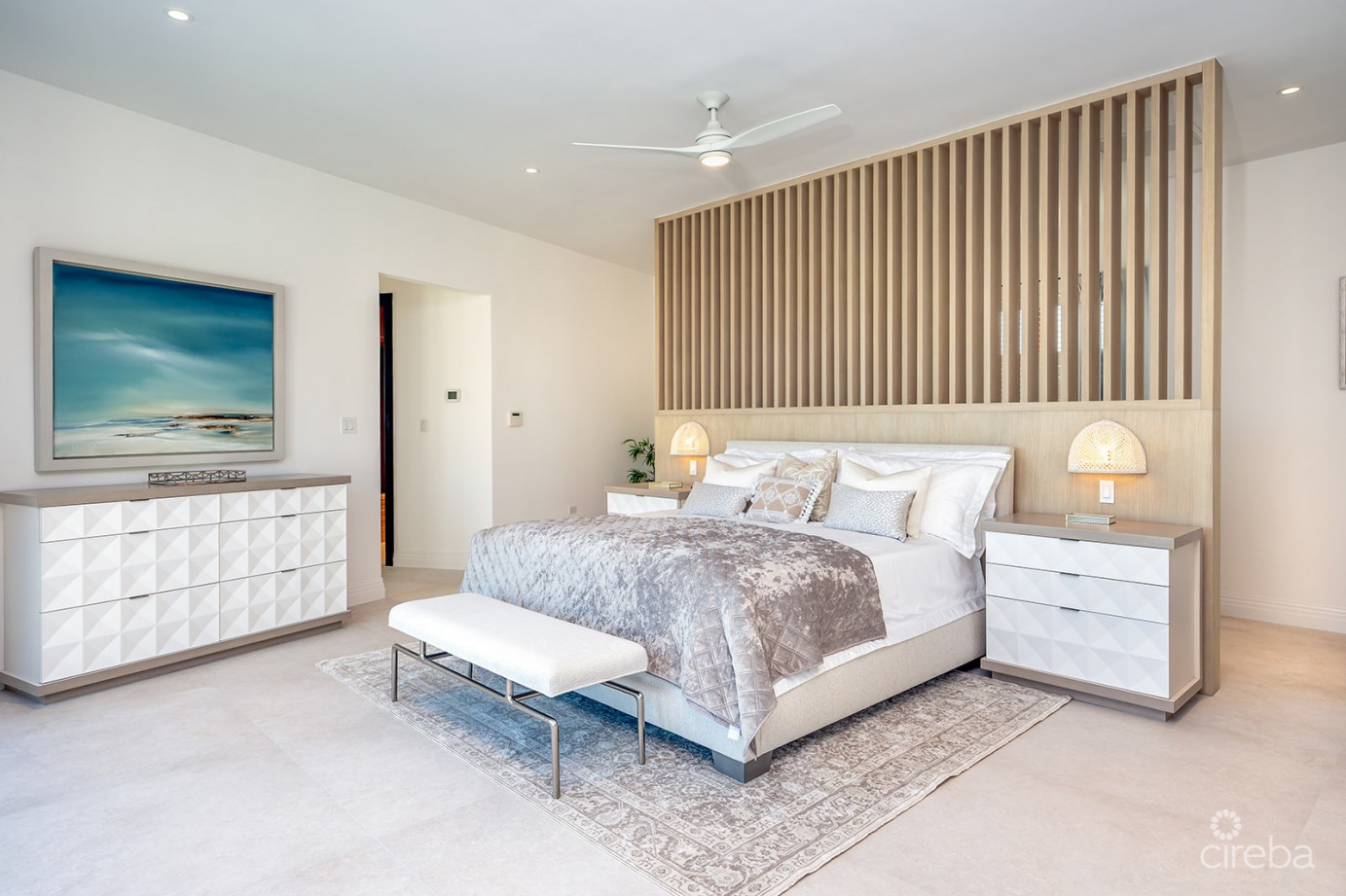 Miramar, A Vista Del Mar Ocean Front Estate