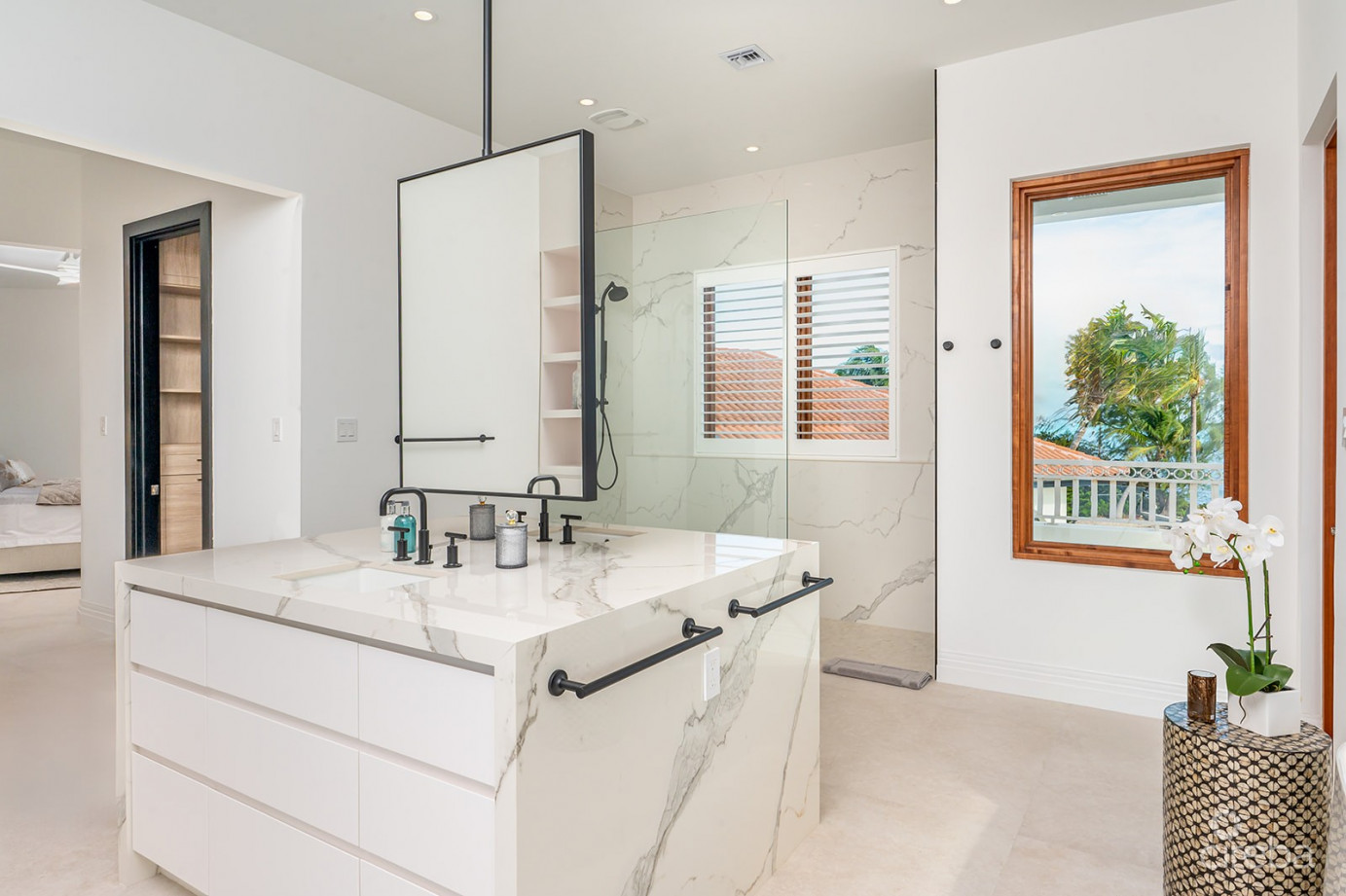 Miramar, A Vista Del Mar Ocean Front Estate