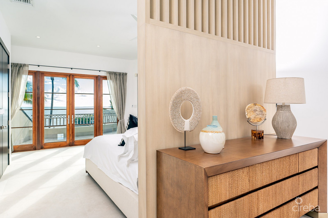 Miramar, A Vista Del Mar Ocean Front Estate