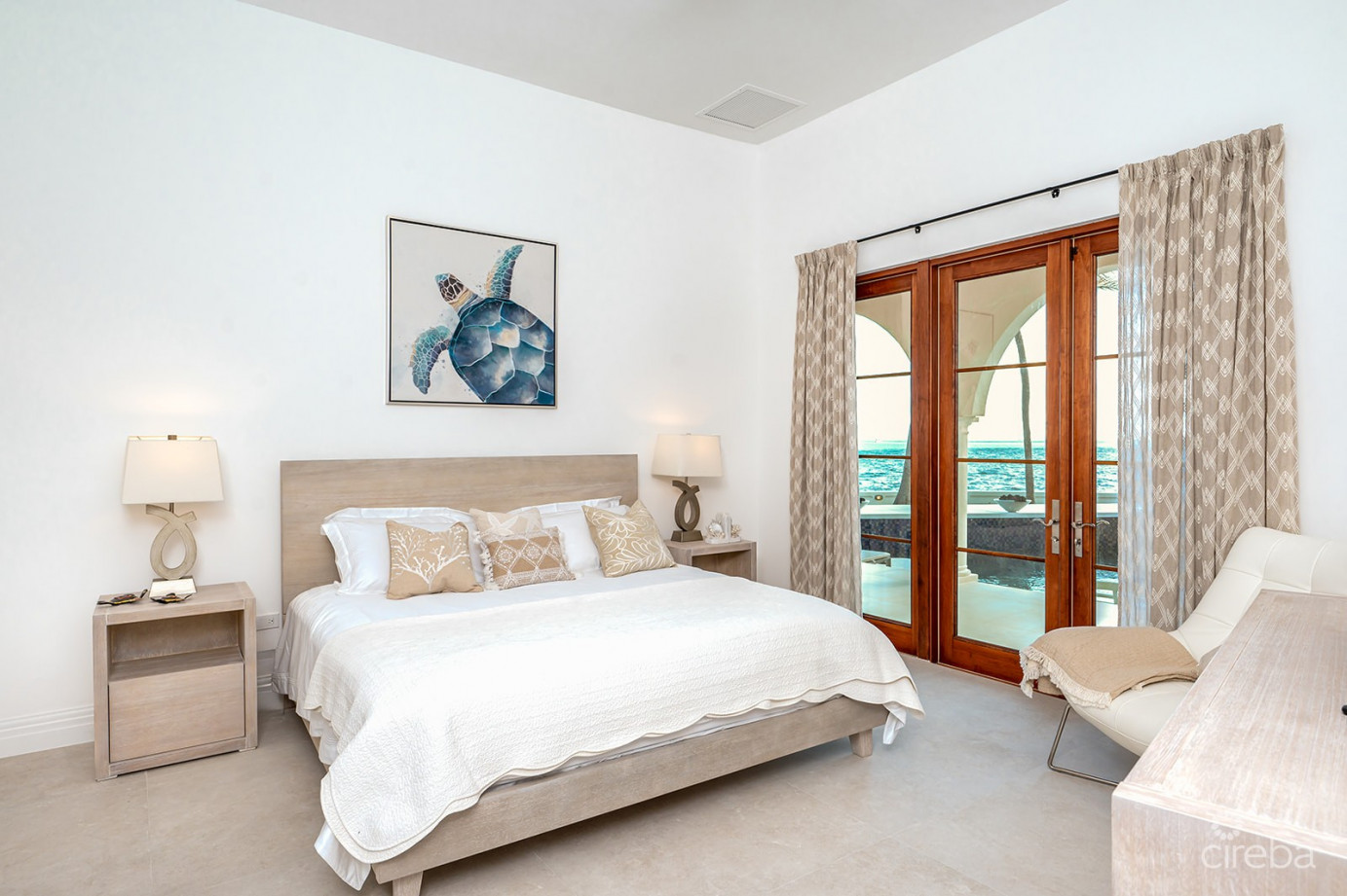 Miramar, A Vista Del Mar Ocean Front Estate