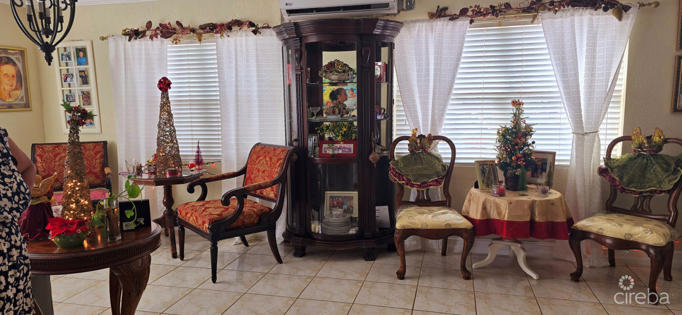 West Bay Peace Ln Family Home