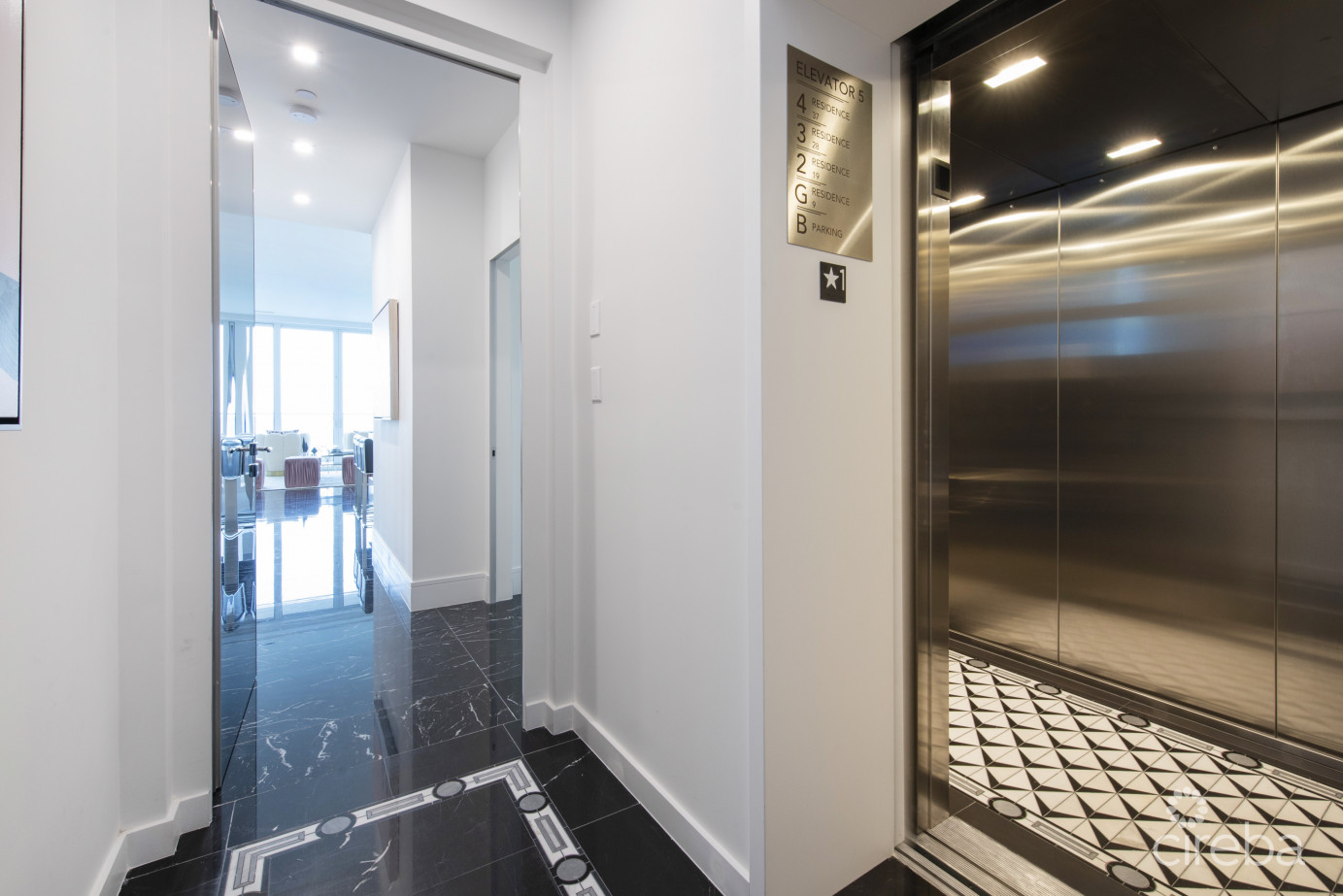 Fin Residence 9 - Corner Ocean Front Unit With Exceptional Amenities