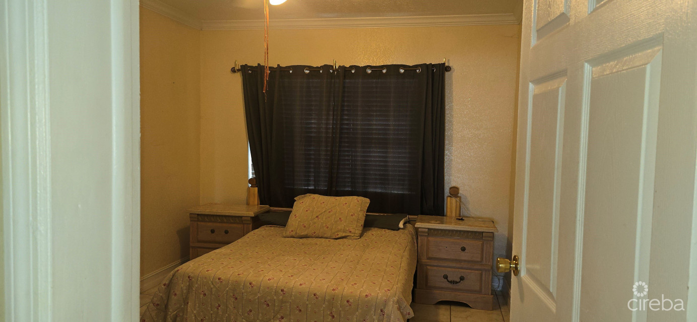 West Bay Peace Ln Family Home