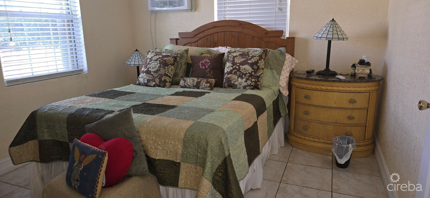 West Bay Peace Ln Family Home