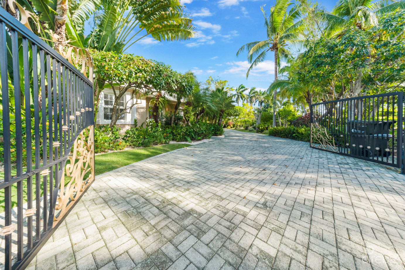 Timeless Palm Island Circle Estate