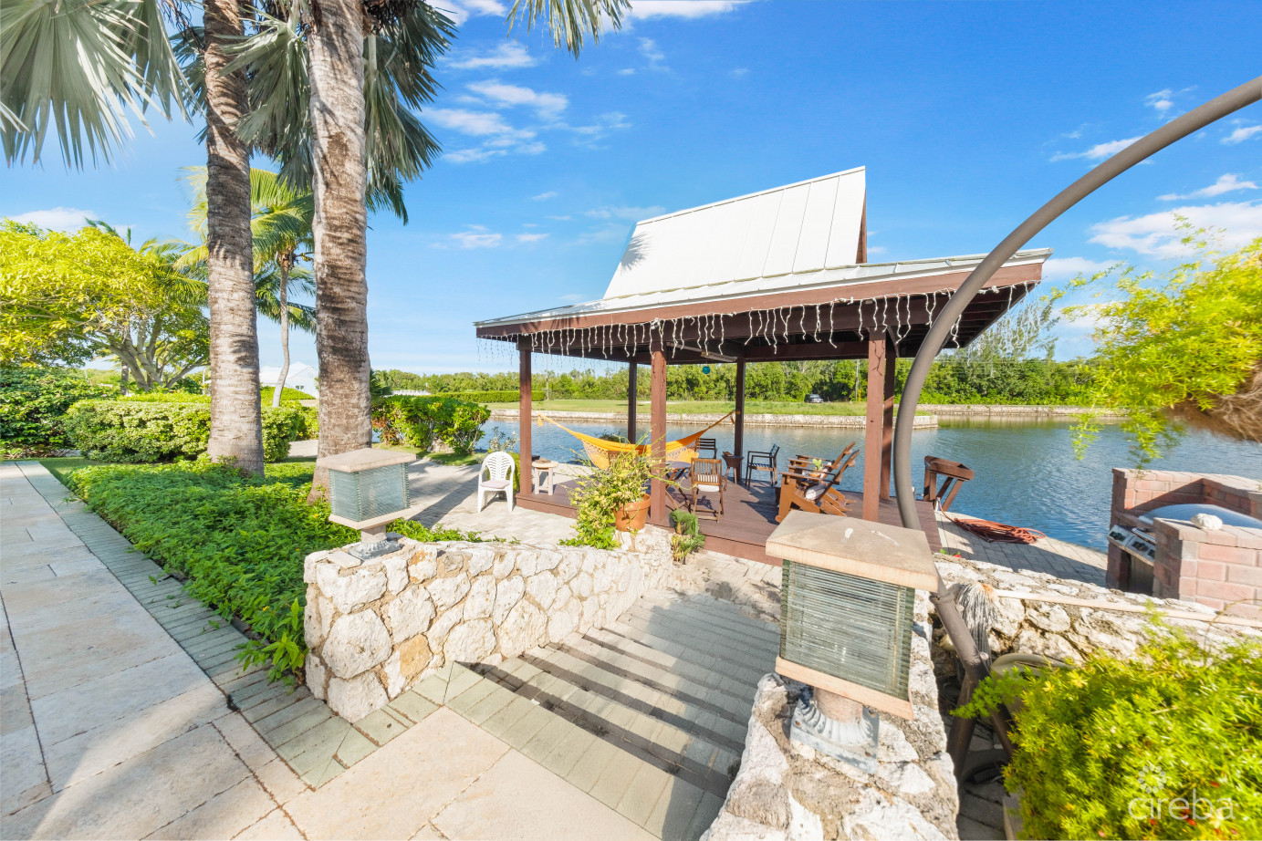 Timeless Palm Island Circle Estate