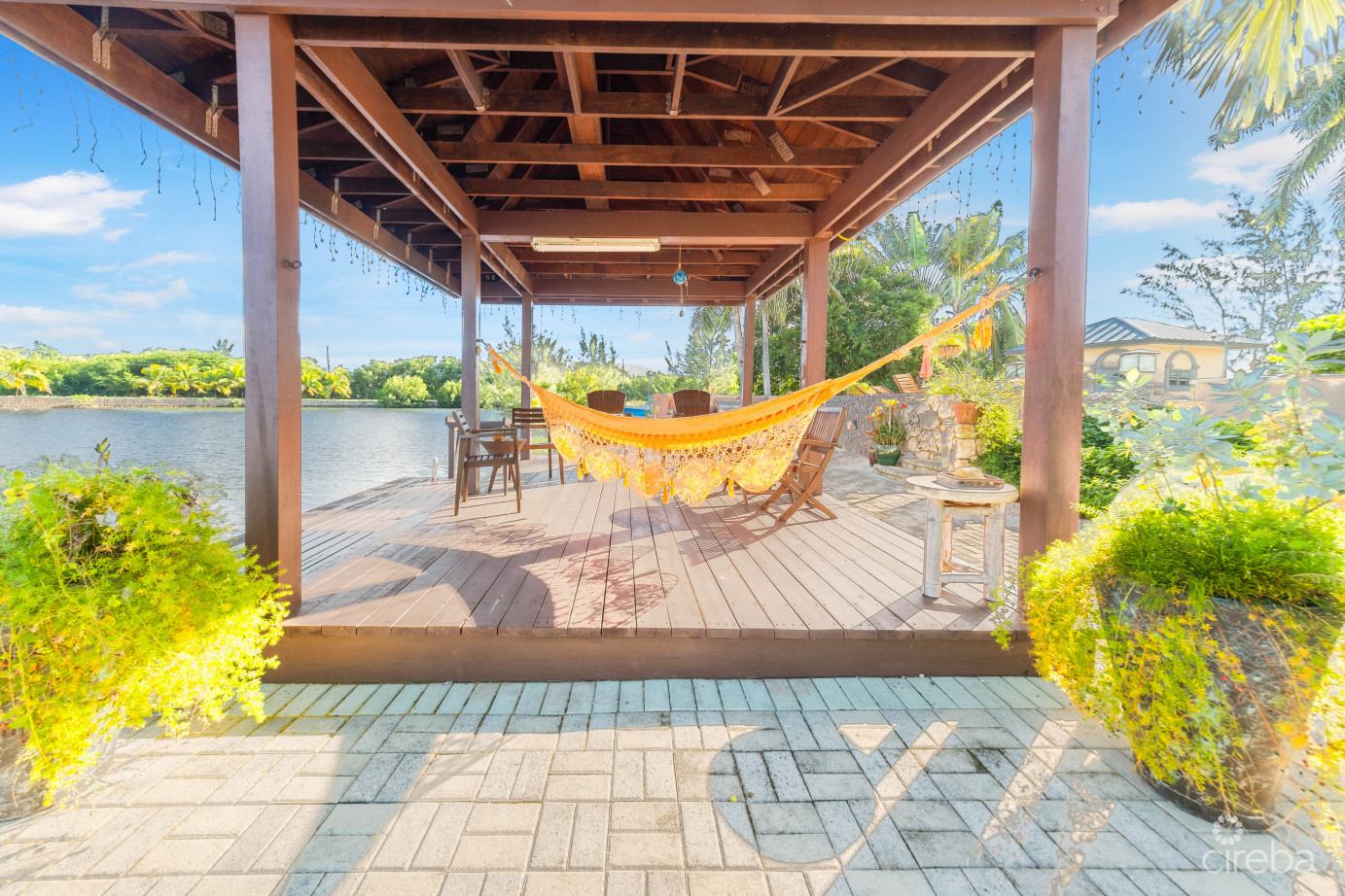 Timeless Palm Island Circle Estate