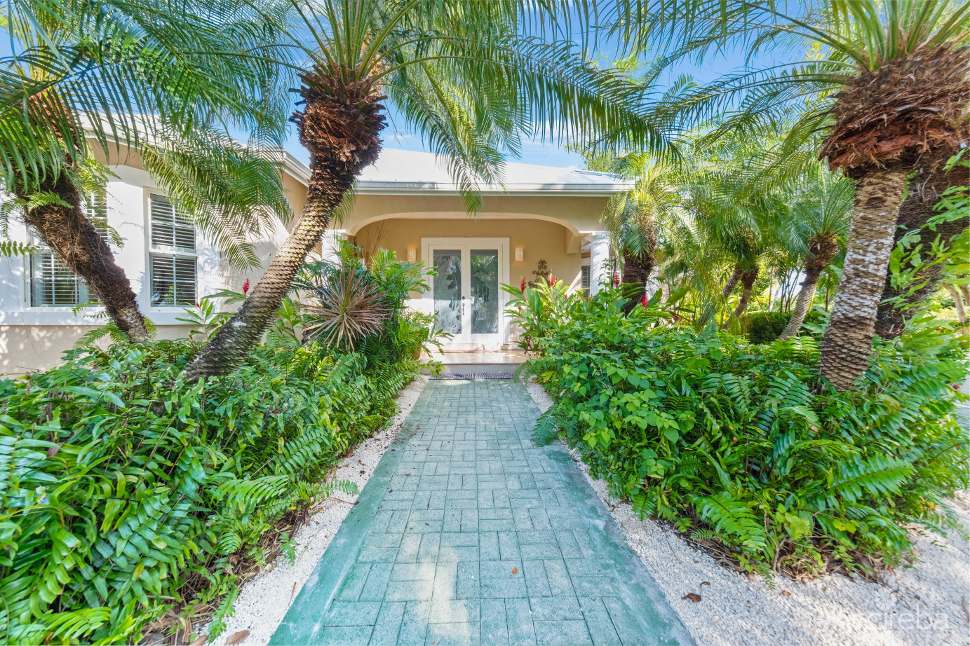 Timeless Palm Island Circle Estate