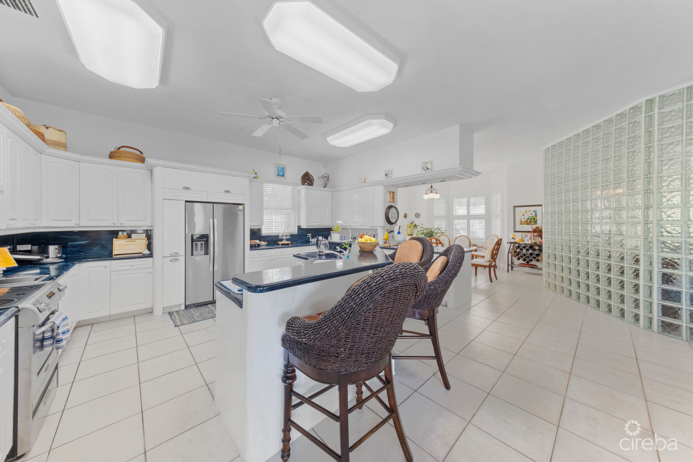 Timeless Palm Island Circle Estate