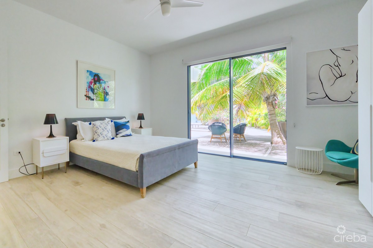 Kai Rose, Cayman Kai Estate