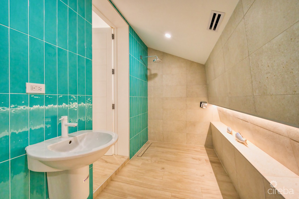 Kai Rose, Cayman Kai Estate