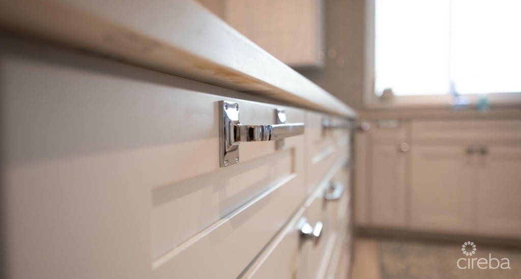 Crescent Point Unit #14  Seven Mile Beach