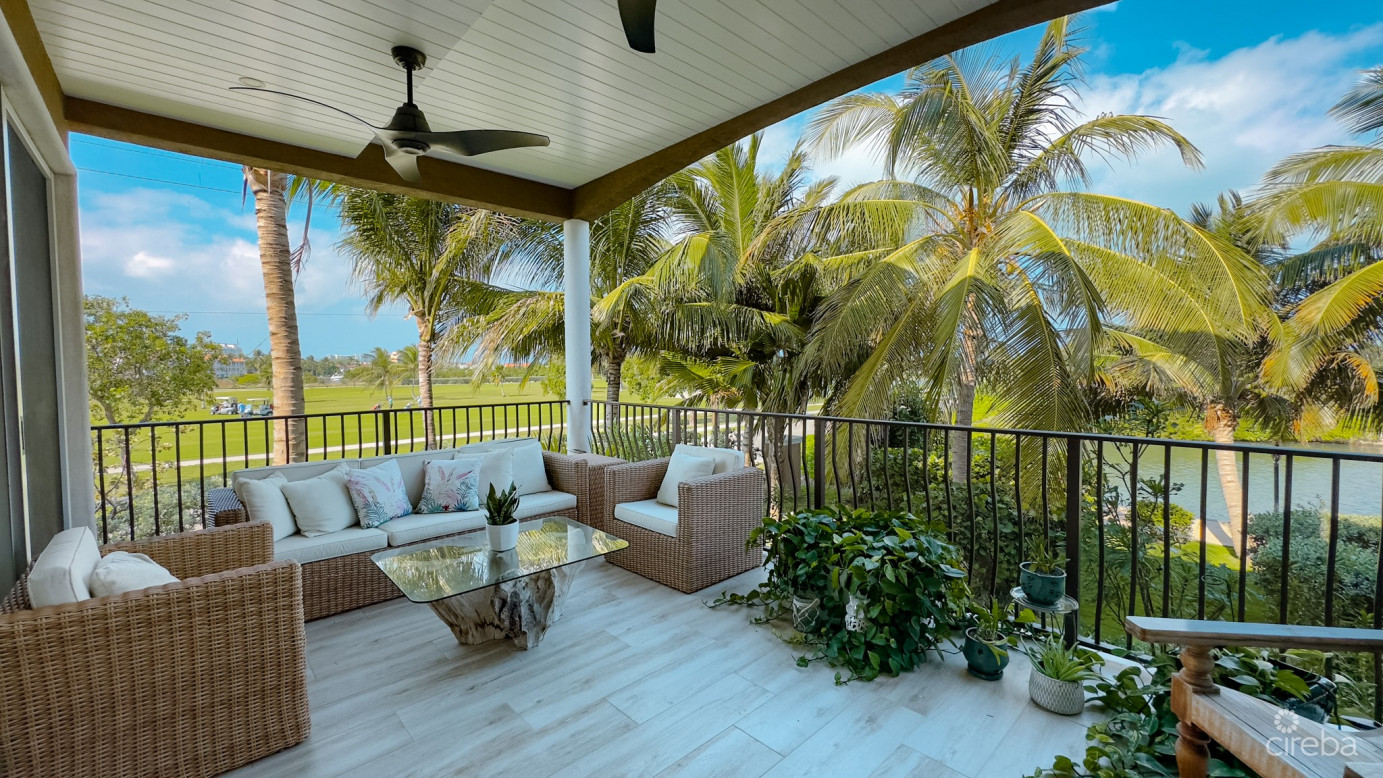 Turnberry Villas, Crystal Harbour