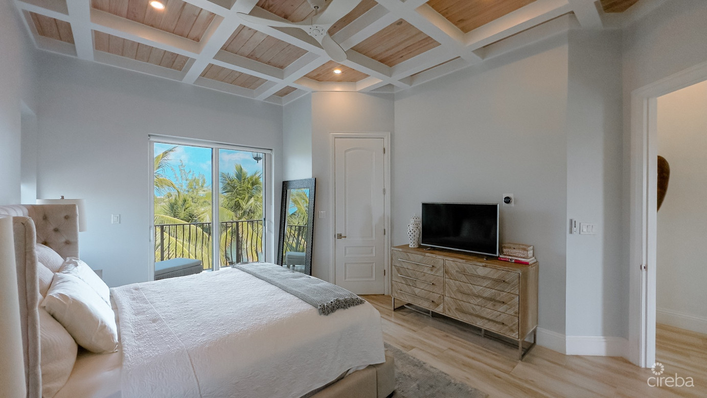 Turnberry Villas, Crystal Harbour