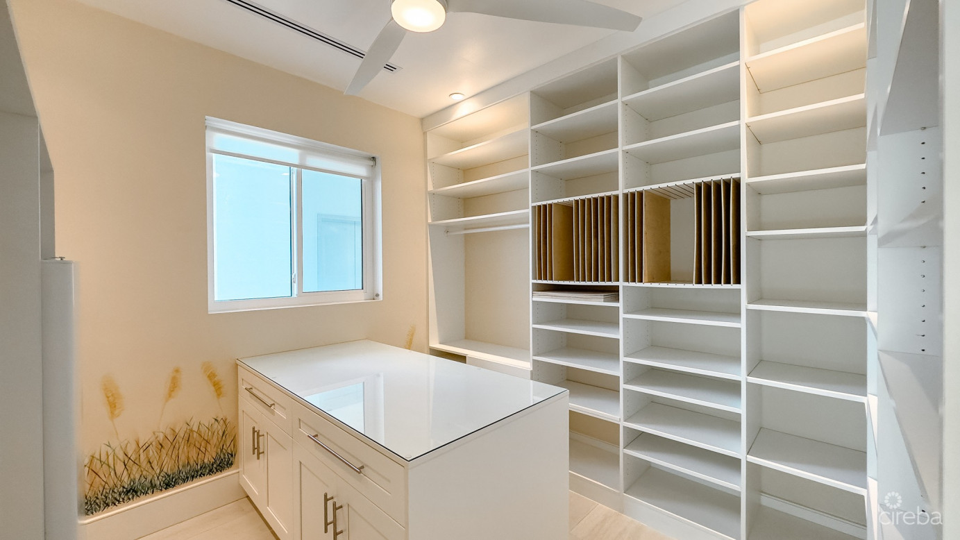 South Bay Residences, South Sound