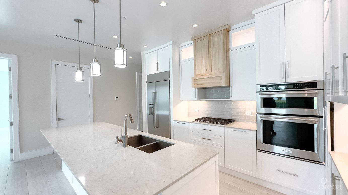 South Bay Residences, South Sound