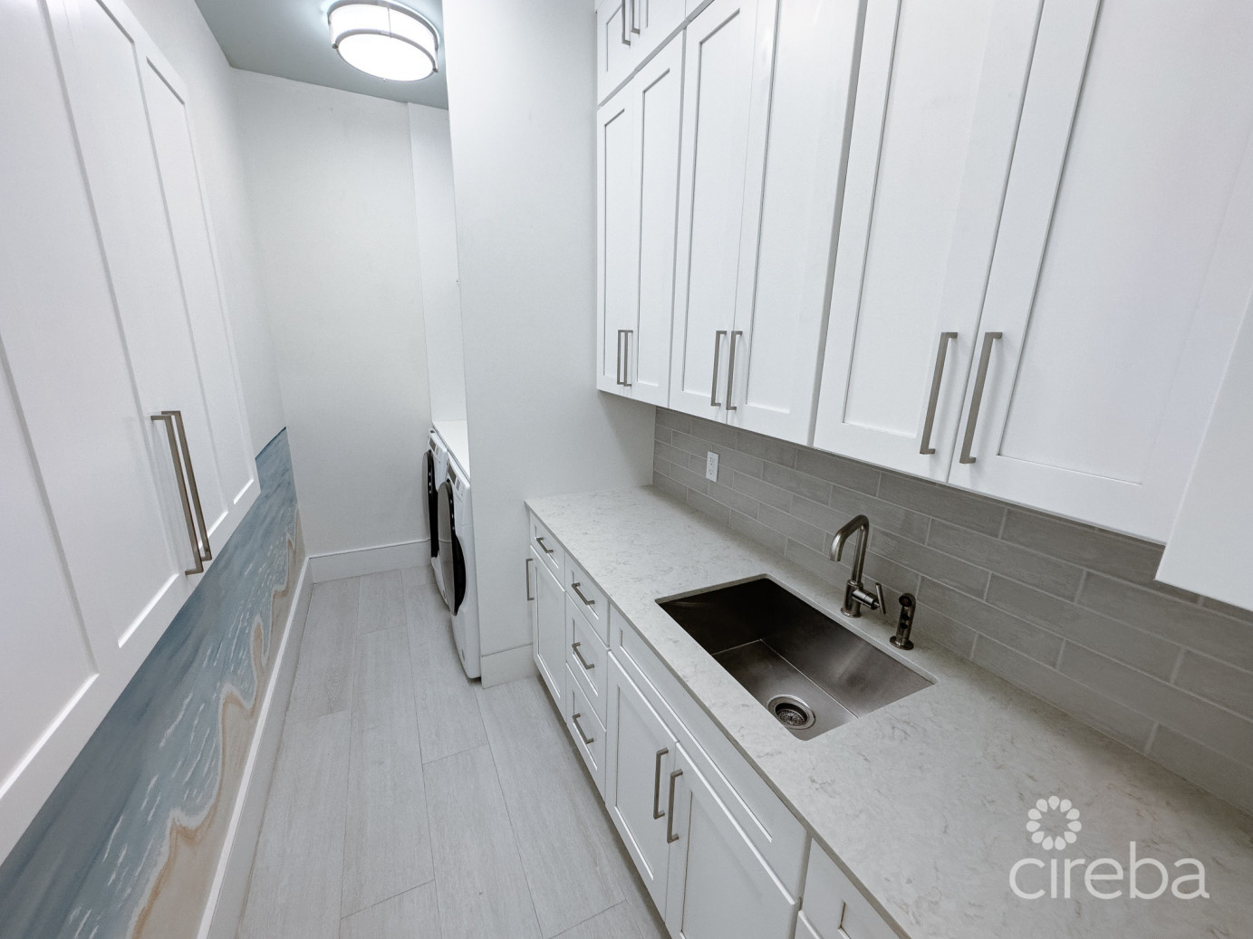 South Bay Residences, South Sound