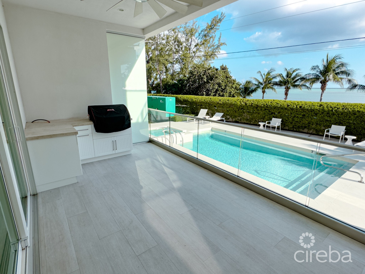 South Bay Residences, South Sound