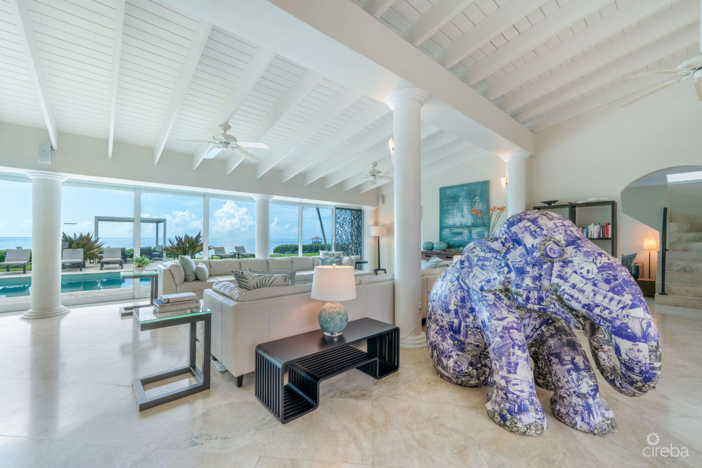 Villa Mora South Sound Beachfront