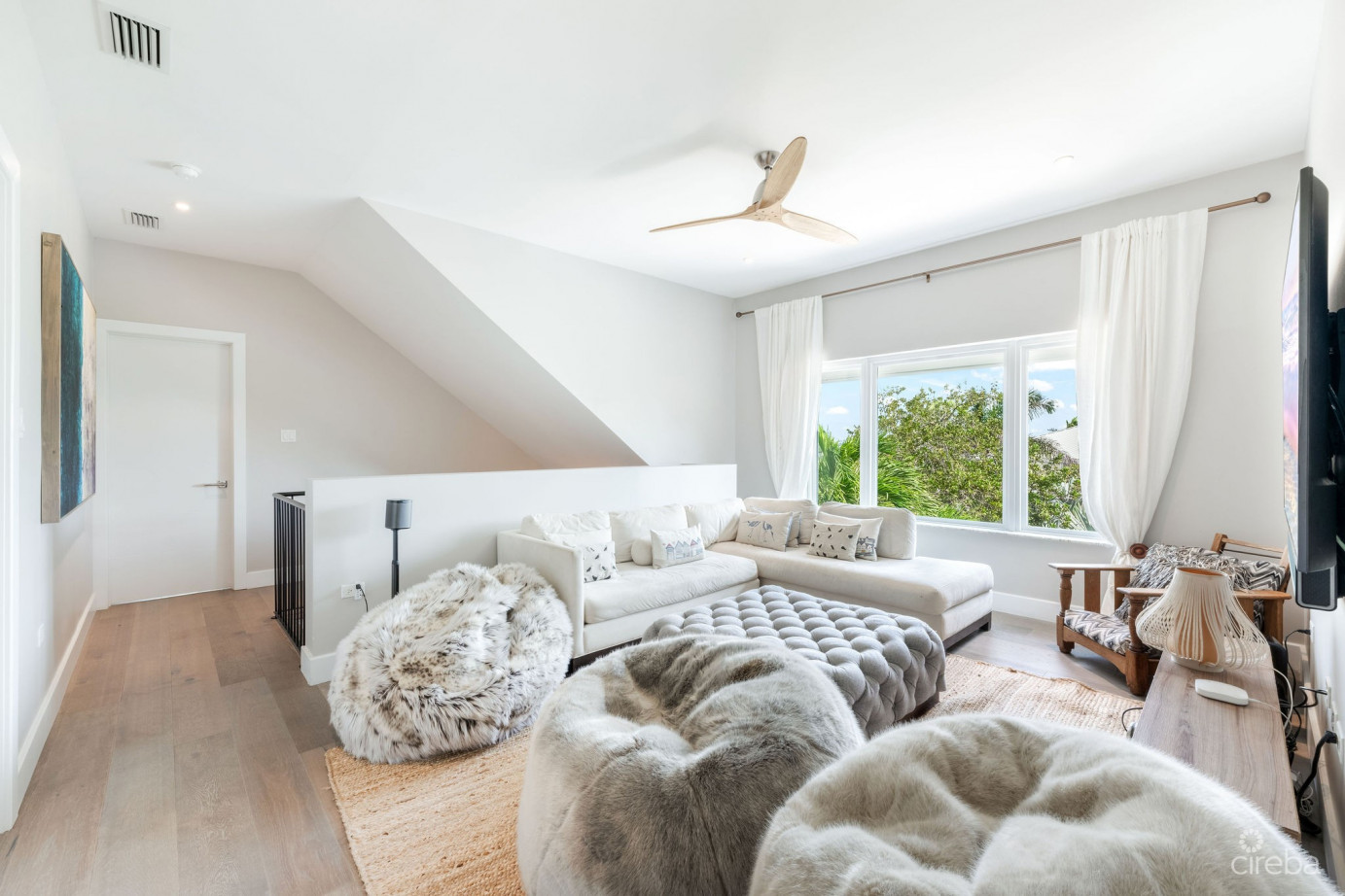 Koko Kai, Rum Point Home & Cottage