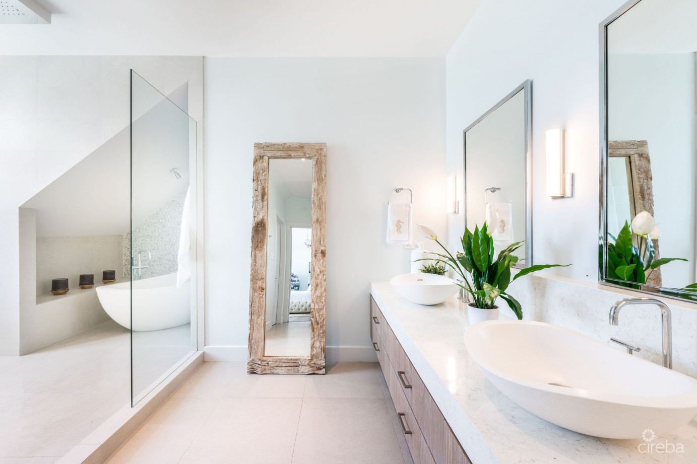 Koko Kai, Rum Point Home & Cottage