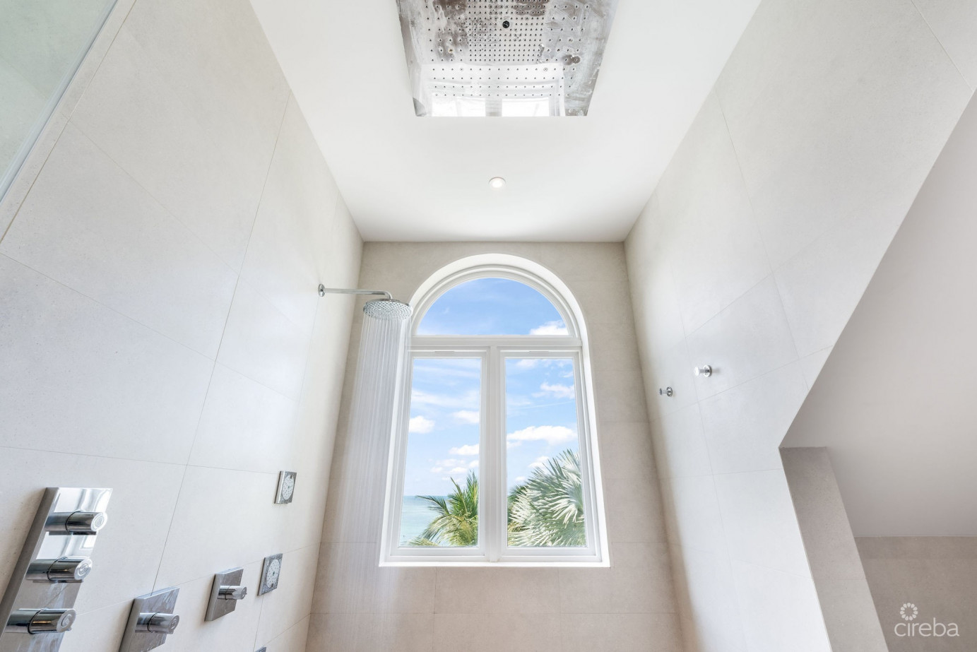 Koko Kai, Rum Point Home & Cottage