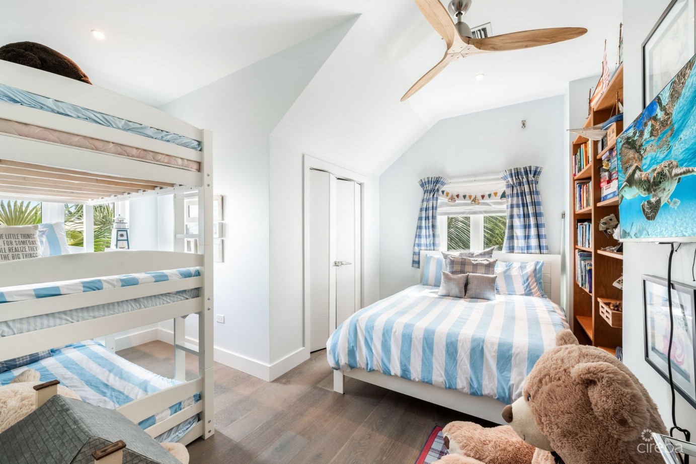 Koko Kai, Rum Point Home & Cottage