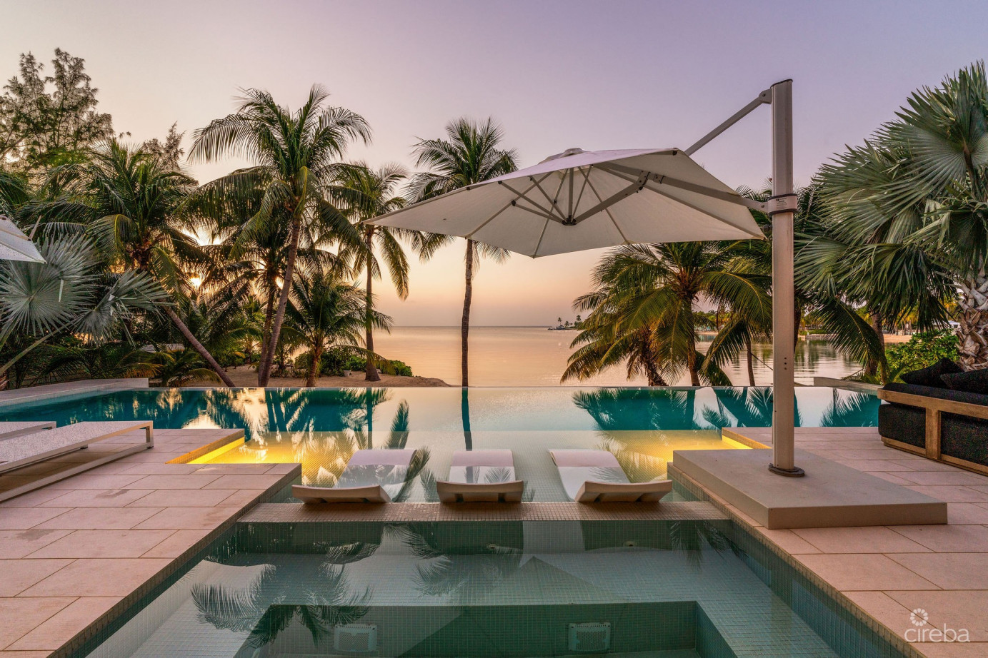 Koko Kai, Rum Point Home & Cottage