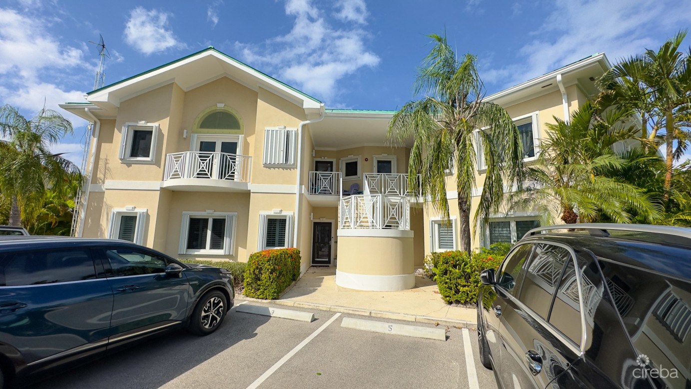 Raleigh Harbour  Penthouse With  Dock
