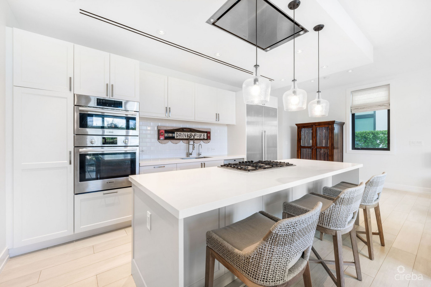 Olea 107, Seven Mile Corridor