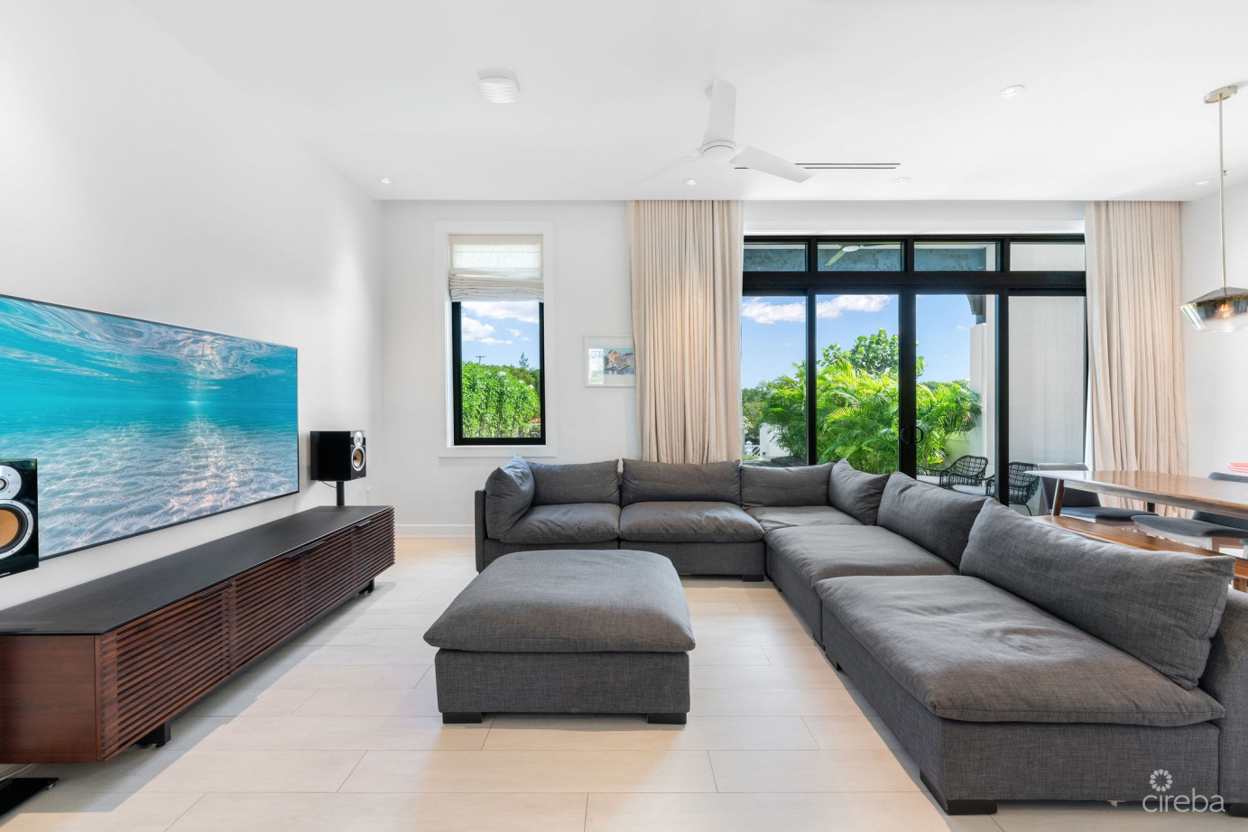 Olea 107, Seven Mile Corridor