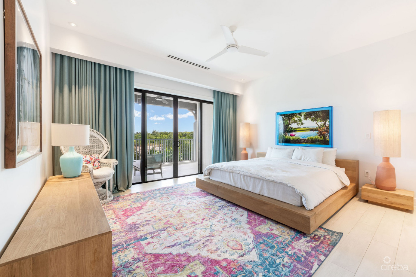 Olea 107, Seven Mile Corridor